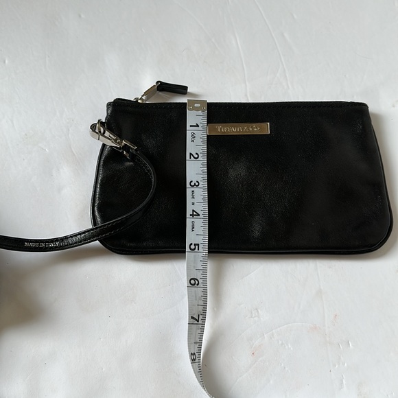 Tiffany & Co tote with pouch - Picture 15 of 16